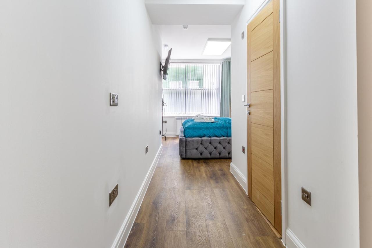 Luxury Pad Centrally Located Near Station * Brighton
